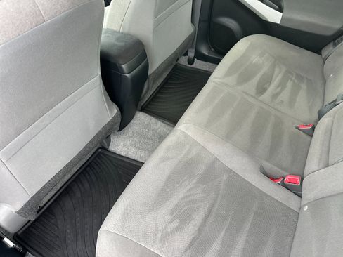 Used 2015 Toyota Prius Plug-In Hybrid image 12