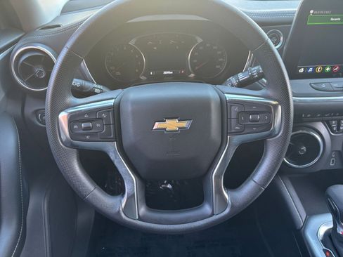 Used 2025 Chevrolet Blazer LT image 28