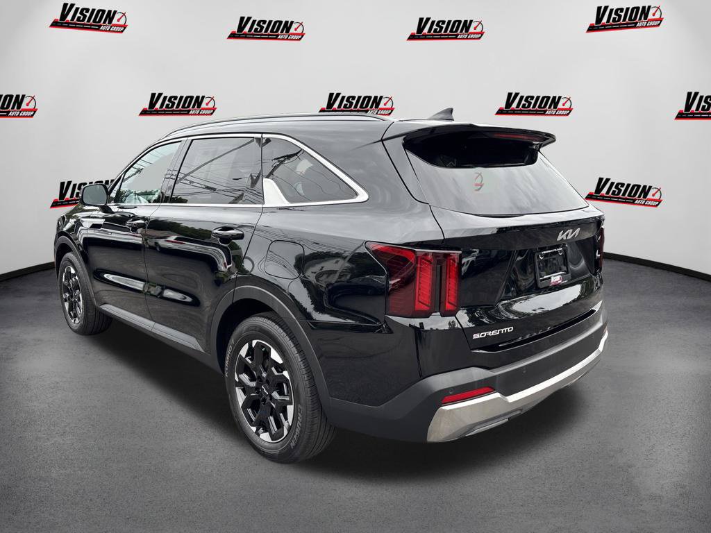 Certified 2026 Kia Sorento S FWD image 9