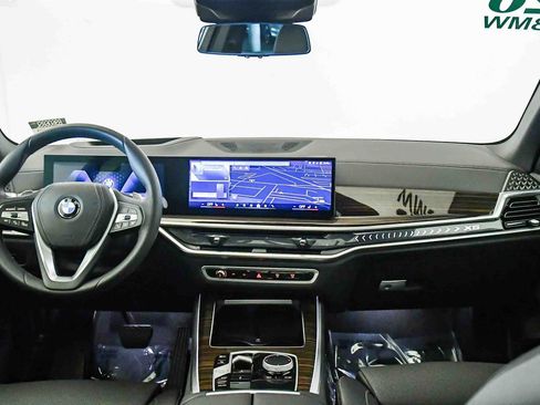 Used 2026 BMW X5 sDrive40i w/ Premium Package RWD image 15