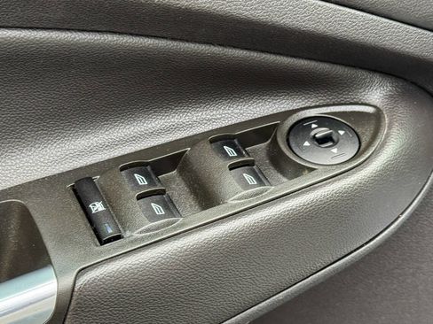 Used 2014 Ford Escape SE image 19