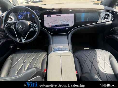 Used 2023 Mercedes-Benz EQS 580 4MATIC Sedan image 2