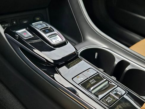 Used 2020 Hyundai Sonata Limited FWD image 11