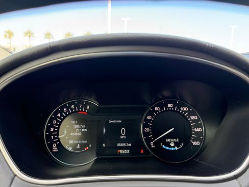 Used 2018 Lincoln MKX Reserve w/ Driver Assistance Package image 10