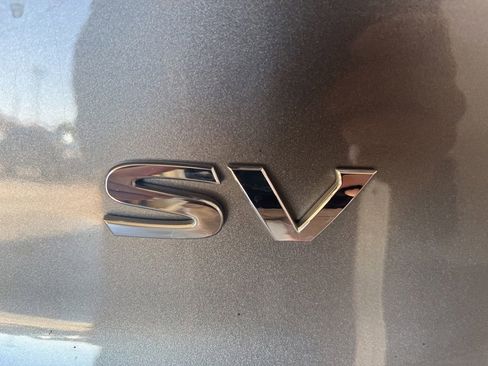 Used 2022 Nissan Rogue SV FWD image 43