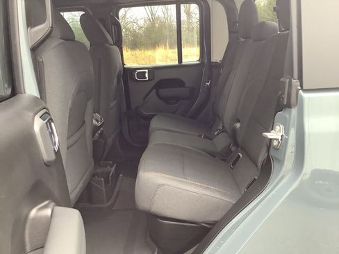 New 2026 Jeep Gladiator Willys AWD/4WD image 29