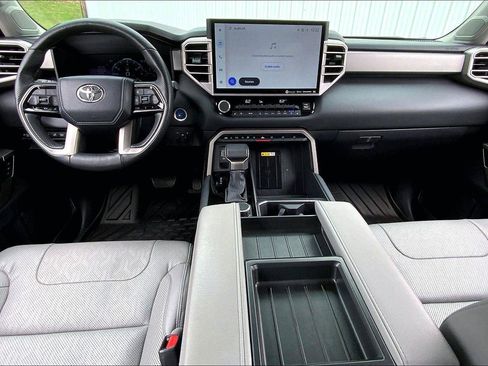 Used 2024 Toyota Tundra Limited AWD/4WD image 14