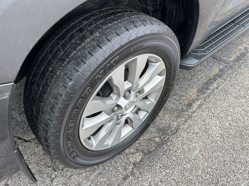 Used 2015 Toyota Sequoia Limited AWD/4WD image 20