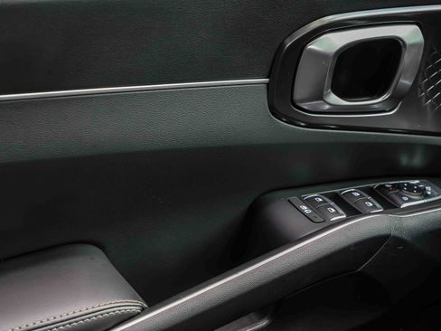 Certified 2026 Kia Sorento S w/ S Panoramic Sunroof Package FWD image 14