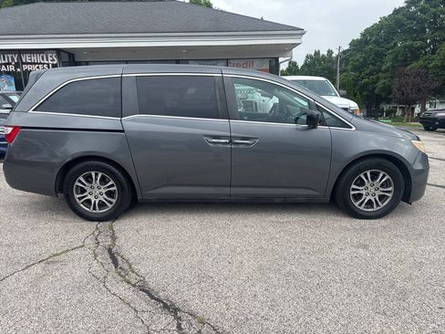 Used 2011 Honda Odyssey EX image 5