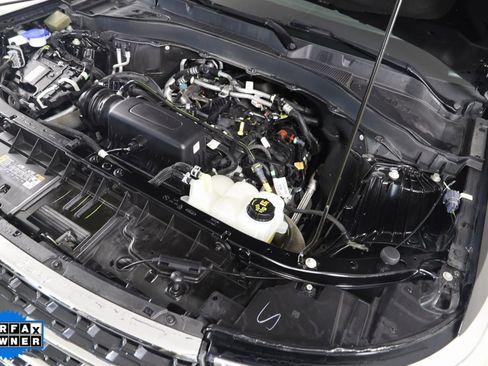 Used 2022 Ford Explorer XLT image 21