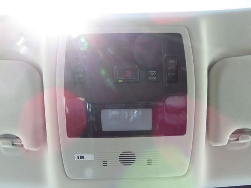Used 2024 Lexus ES 350 w/ Premium Package FWD image 29