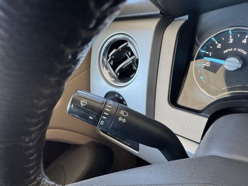 Used 2012 Ford F150 Lariat w/ Lariat Chrome Pkg image 15