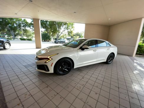 Used 2025 Kia K5 LXS image 11