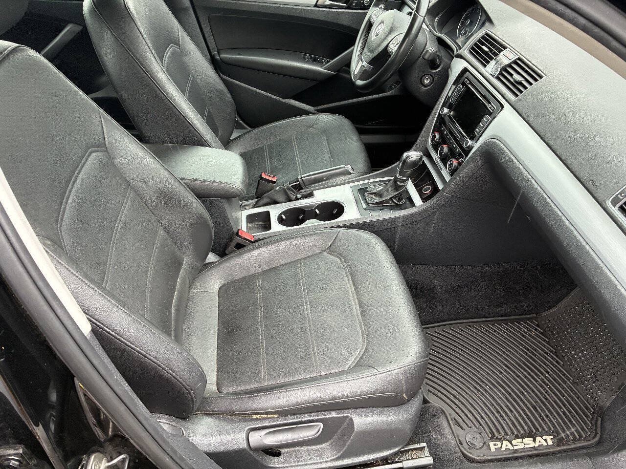 Used 2013 Volkswagen Passat 2.5 SE FWD image 6