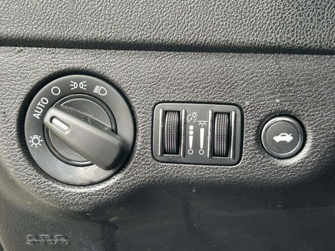 Used 2023 Dodge Charger GT image 19