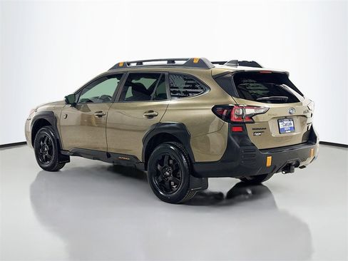 Used 2022 Subaru Outback Wilderness image 4