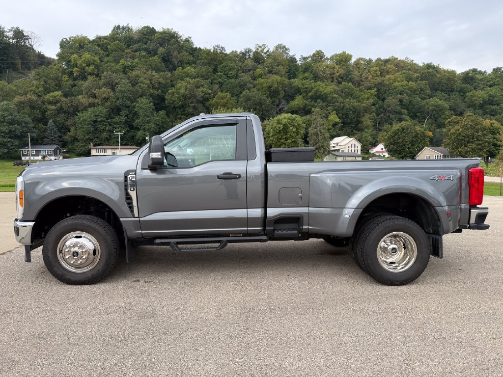 Used 2026 Ford F350 XLT AWD/4WD image 8