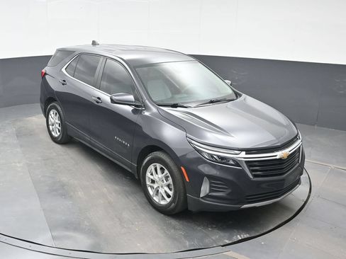 Used 2022 Chevrolet Equinox LT FWD image 24