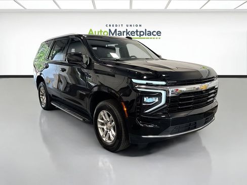 Used 2025 Chevrolet Tahoe LS image 1