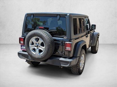 Used 2021 Jeep Wrangler Sport AWD/4WD image 5