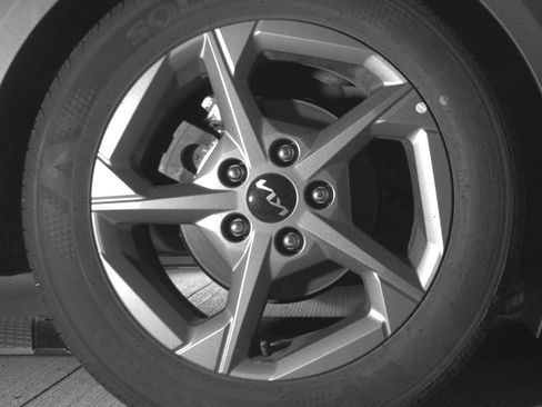 Used 2025 Kia K4 LXS image 15