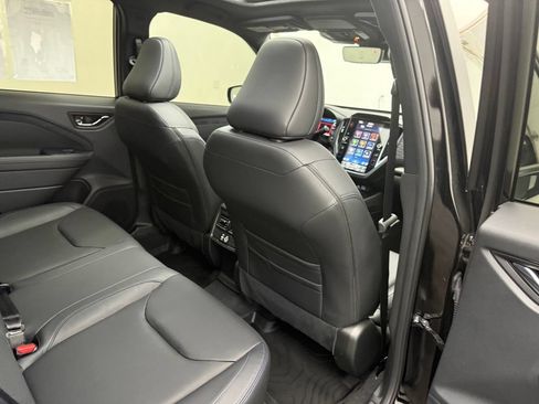 Used 2025 Subaru Forester Limited w/ Popular Package AWD/4WD image 42