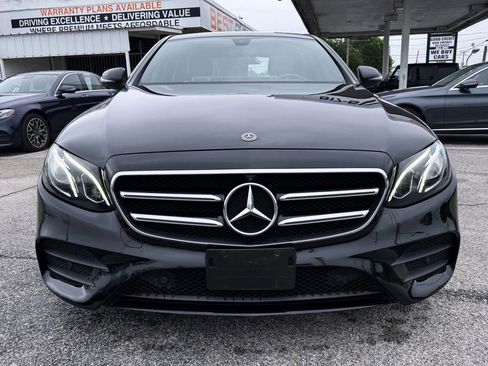 Used 2019 Mercedes-Benz E 300 image 2