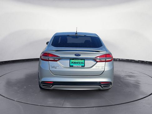 Used 2017 Ford Fusion Titanium FWD image 4