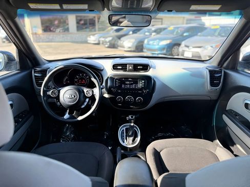 Used 2018 Kia Soul image 24