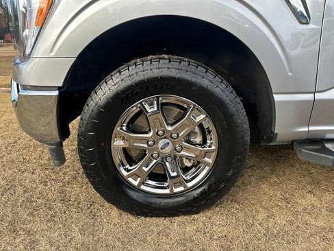 Certified 2023 Ford F150 Lariat w/ Trailer Tow Package image 21