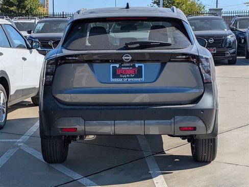 New 2026 Nissan Kicks SV image 5
