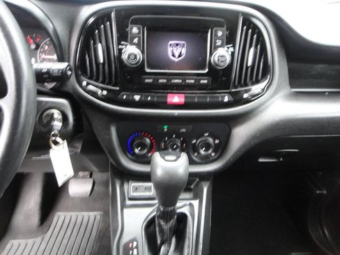 Used 2018 RAM ProMaster City Tradesman FWD image 8