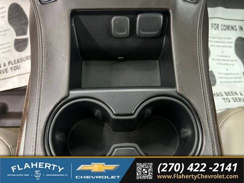 Used 2016 Chevrolet Suburban LT AWD/4WD image 32