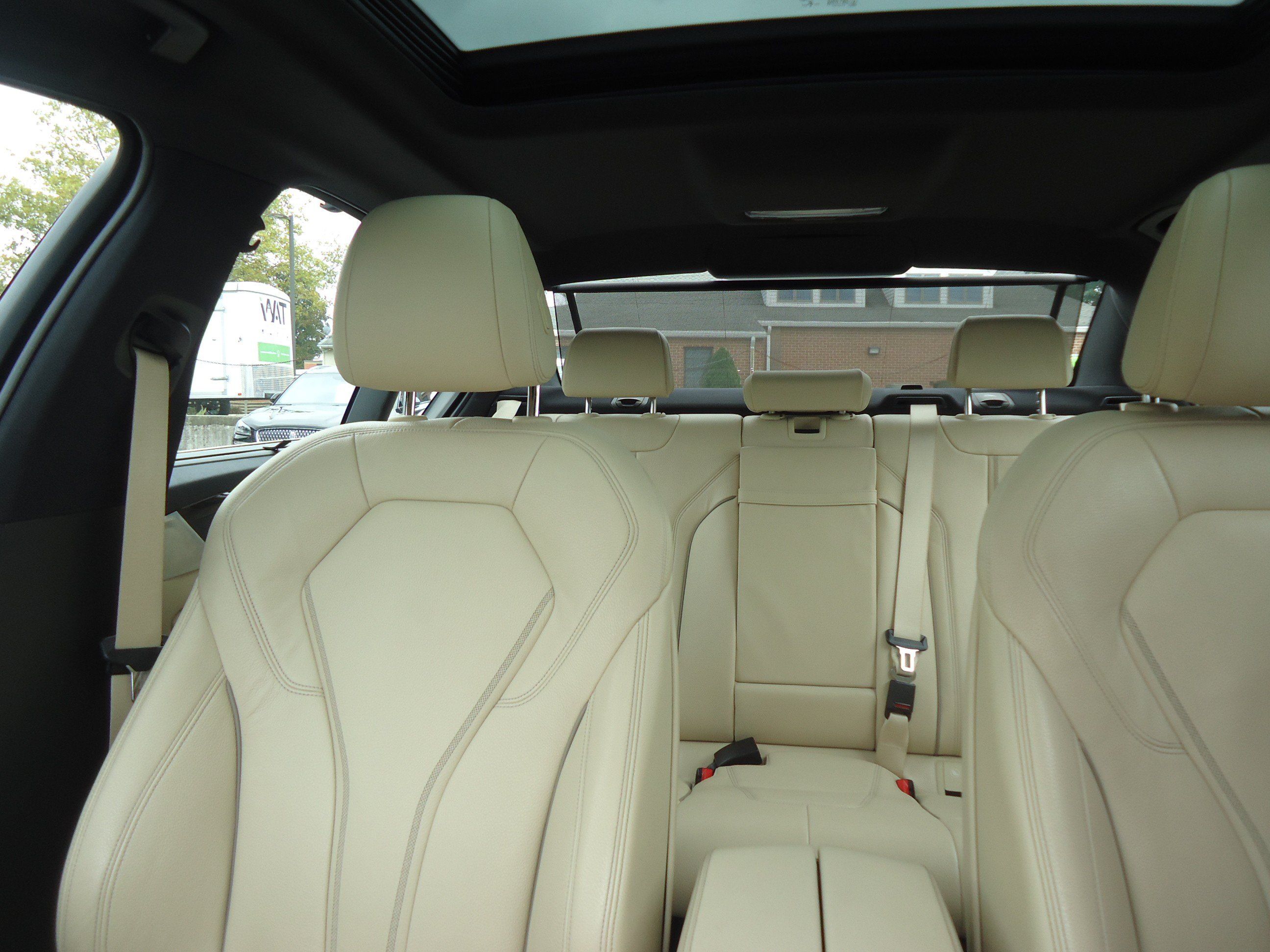 Used 2019 BMW 540i RWD image 31