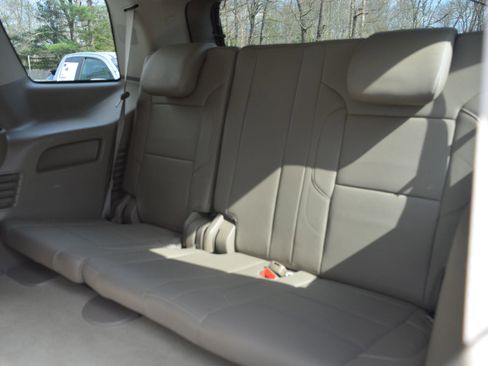 Used 2016 Chevrolet Tahoe LT w/ Luxury Package image 16