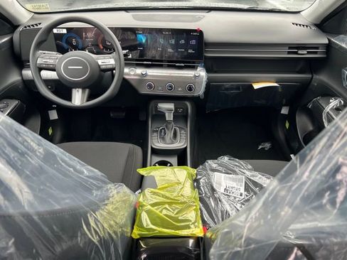 New 2026 Hyundai Kona SE AWD/4WD image 10