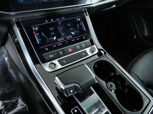 Used 2025 Audi Q7 3.0T Premium Plus image 18
