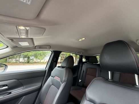 Used 2025 Nissan Kicks SR FWD image 22