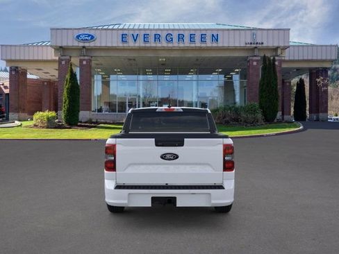 New 2025 Ford Maverick Lobo image 5