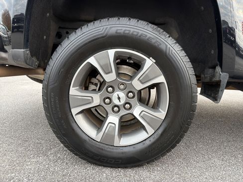 Used 2020 Chevrolet Colorado Z71 image 18