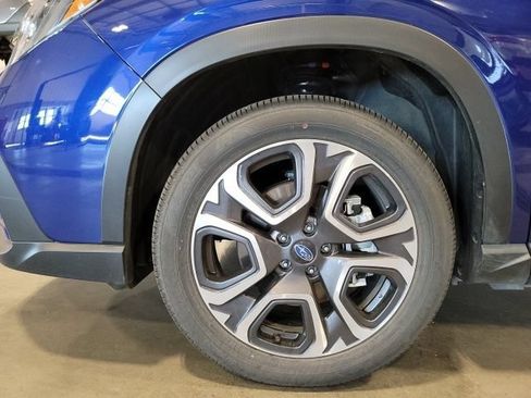 Used 2026 Subaru Ascent Limited w/ Popular Package #2 AWD/4WD image 12