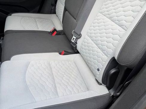 Used 2019 Chevrolet Equinox LS FWD image 6