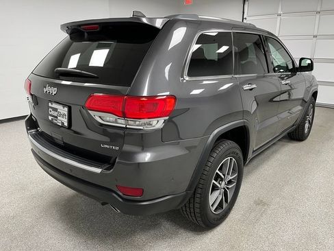 Used 2018 Jeep Grand Cherokee Limited AWD/4WD image 10