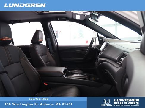 Used 2024 Honda Passport TrailSport image 17