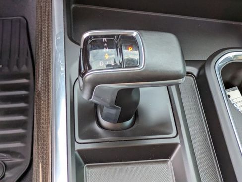 Used 2023 Chevrolet Silverado 1500 RST image 16