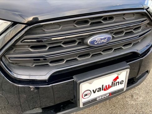 Used 2021 Ford EcoSport S image 28