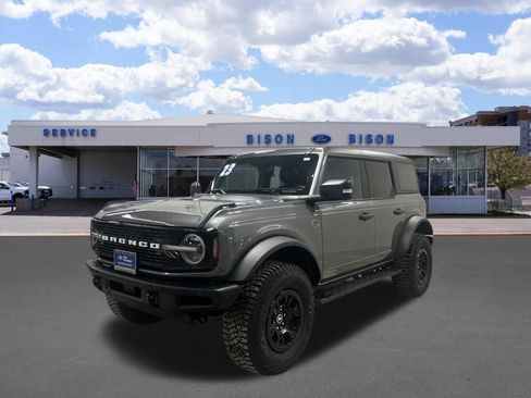 Certified 2023 Ford Bronco Wildtrak image 8