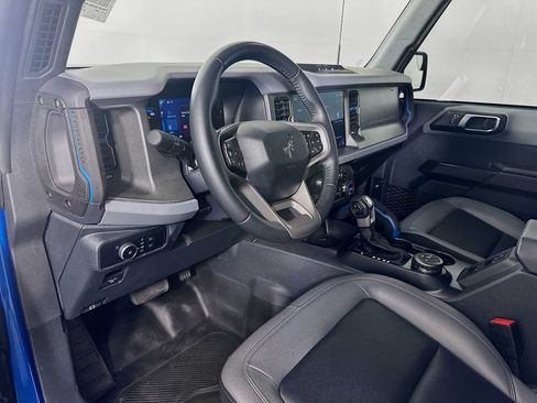 Used 2024 Ford Bronco Black Diamond AWD/4WD image 9