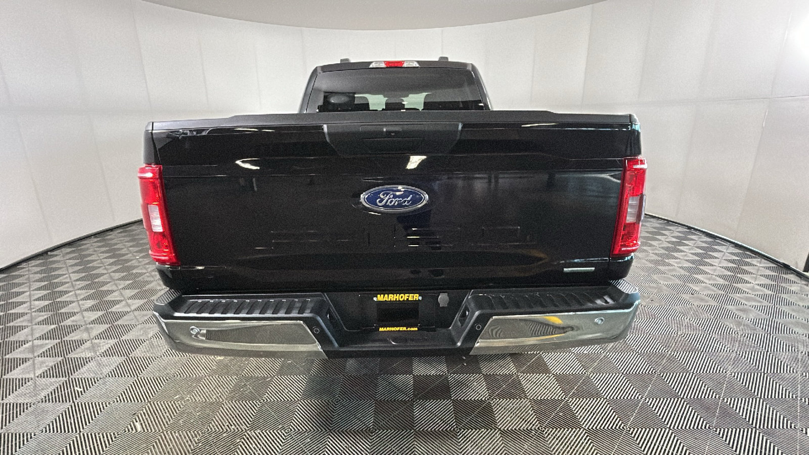 Used 2023 Ford F150 XLT AWD/4WD image 4